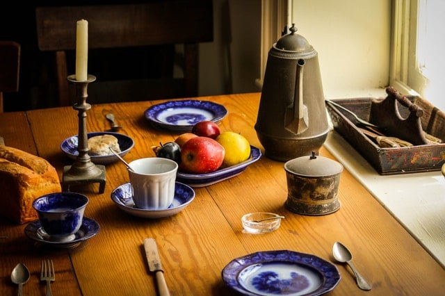 table with apples representing physical and mental health during the fall season